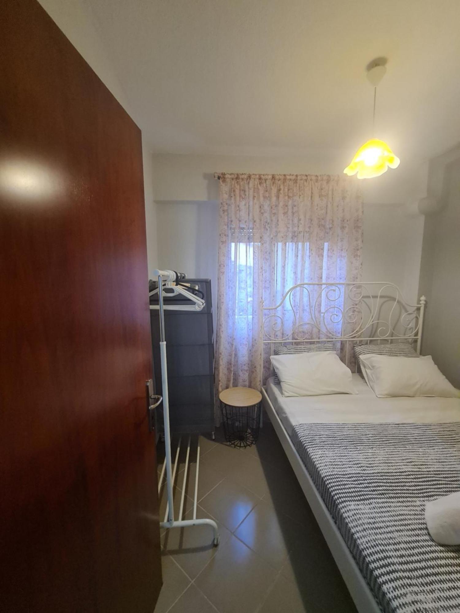 Makis Apartments Touzla Ofrínio Kültér fotó